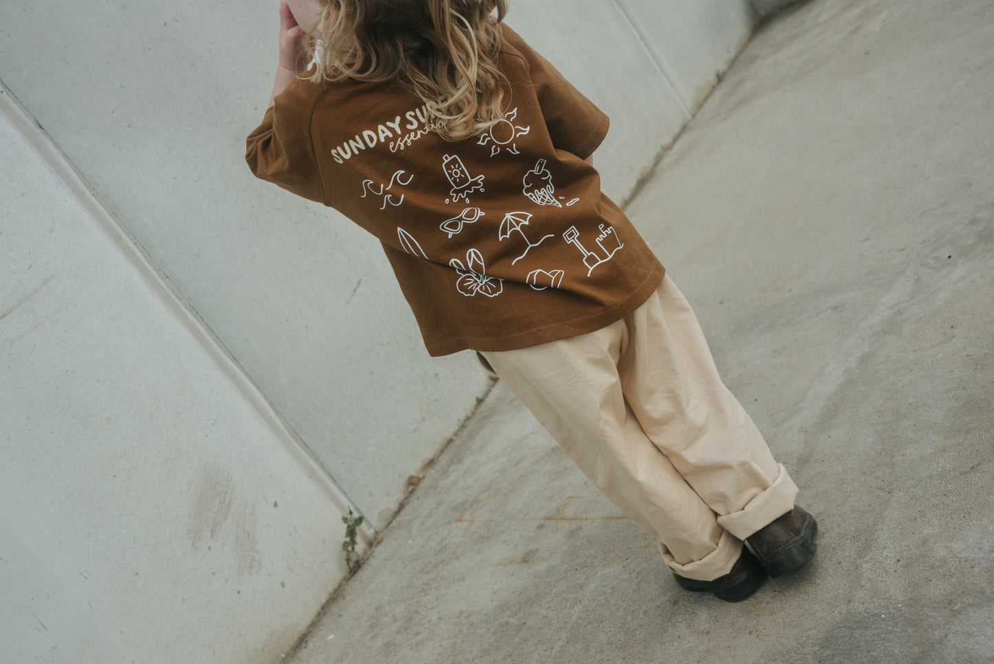 Sunday Surf Club Tee - Cacao