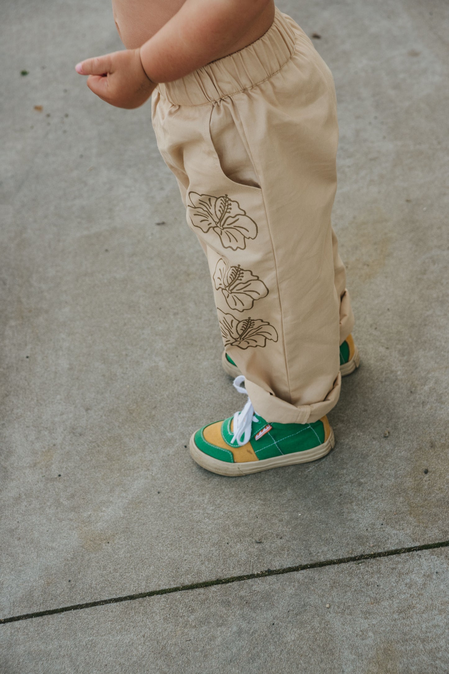 Hibiscus Pants - Sand
